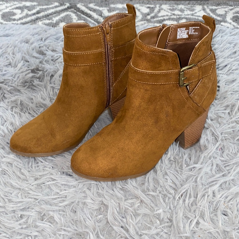 Brown/Cognac Booties